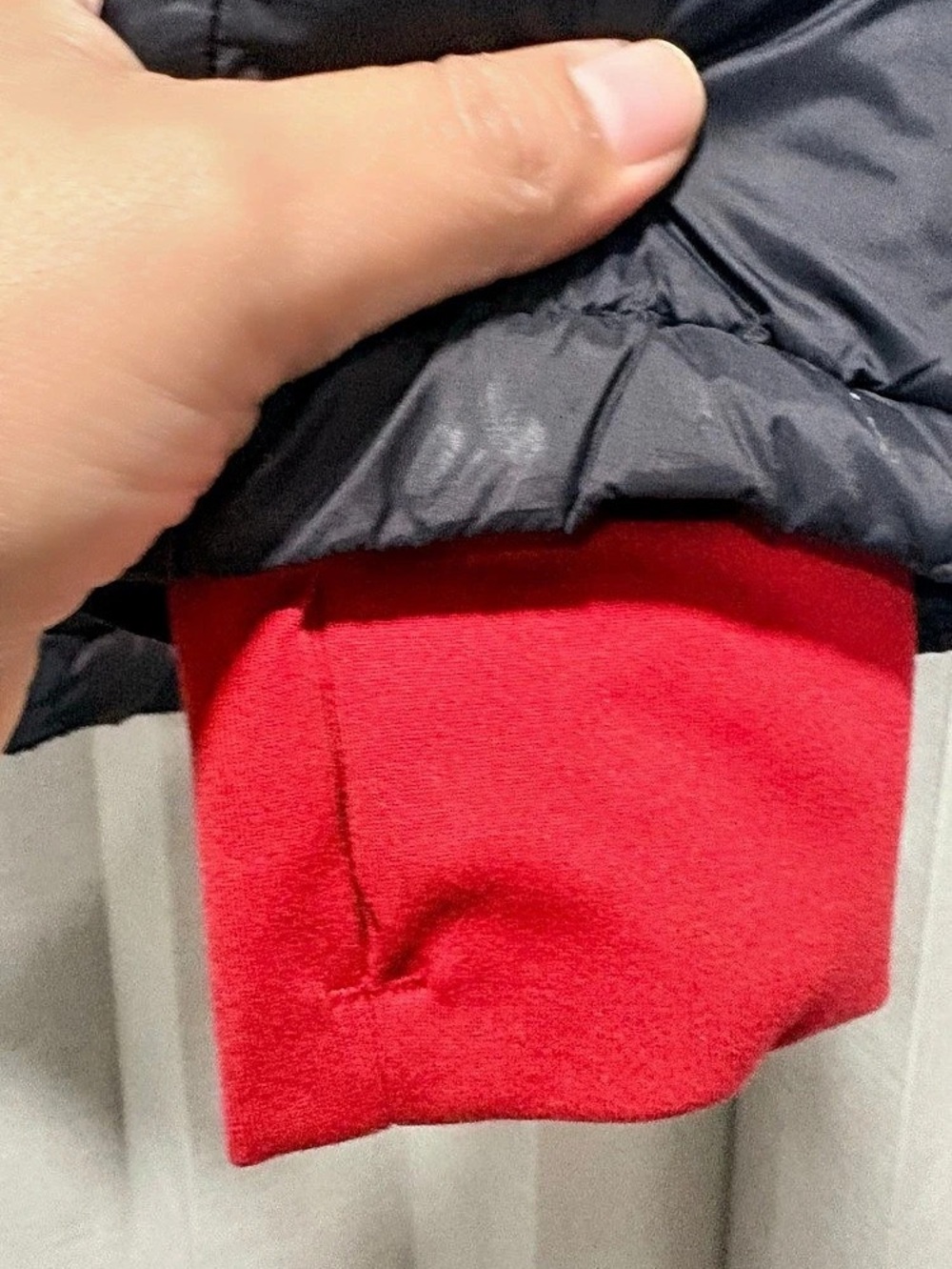 Spyder Youth Synthetic Down Puffer Jacket Black & Red Boys XS 5/6 - Picture 5 of 5